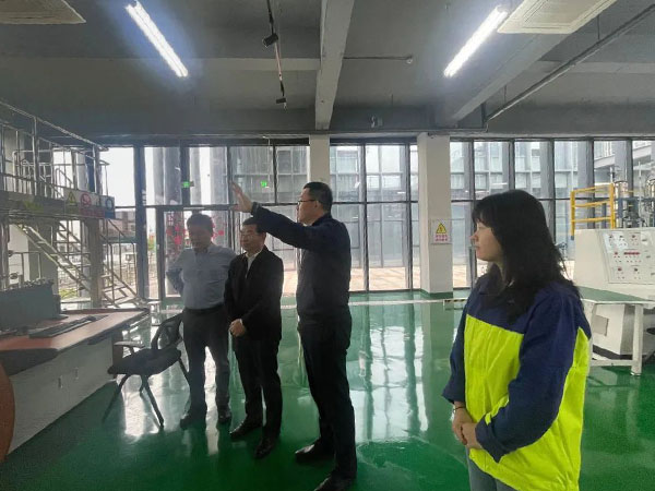 国家应急管理部原党组成员、总工程师王浩水莅临我院实训基地现场指导